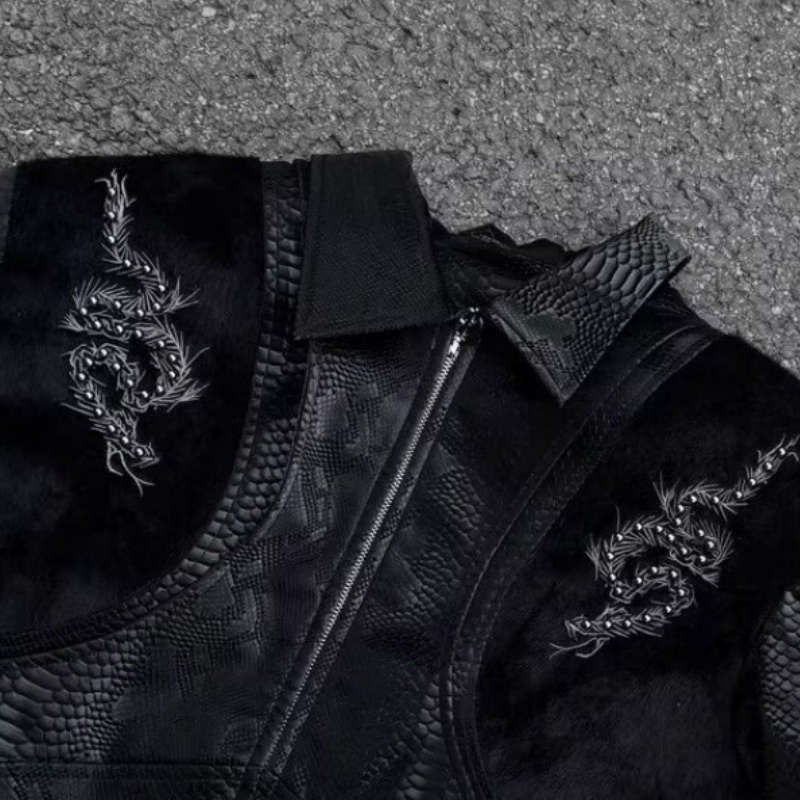 Giacca Nera da Uomo con Stampa - Embroidery Jacket recensione e prezzo