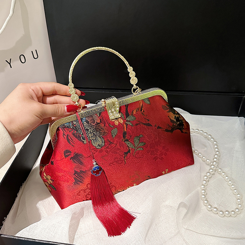 Eleganti borse a tracolla rica - Embroidery Ideas For Bags recensione e prezzo