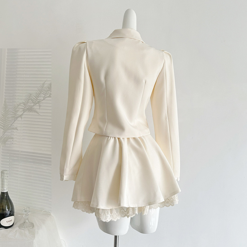 Completo da Donna in Due Pezzi - Embroidery Jacket recensione e prezzo