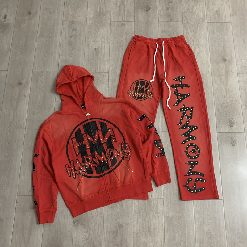 Set di Felpa e Pantaloni HARMO - Embroidery Fashion recensione e prezzo