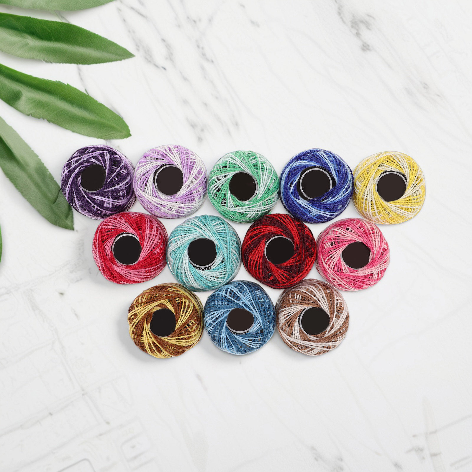 Set di 12 Fili Colorati in Cot - Embroidery Bracelet recensione e prezzo