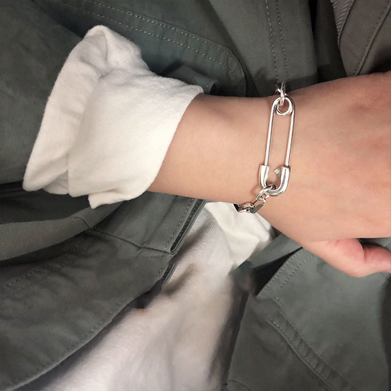 Bracciali a catena spessa in a - Embroidery Bracelet recensione e prezzo