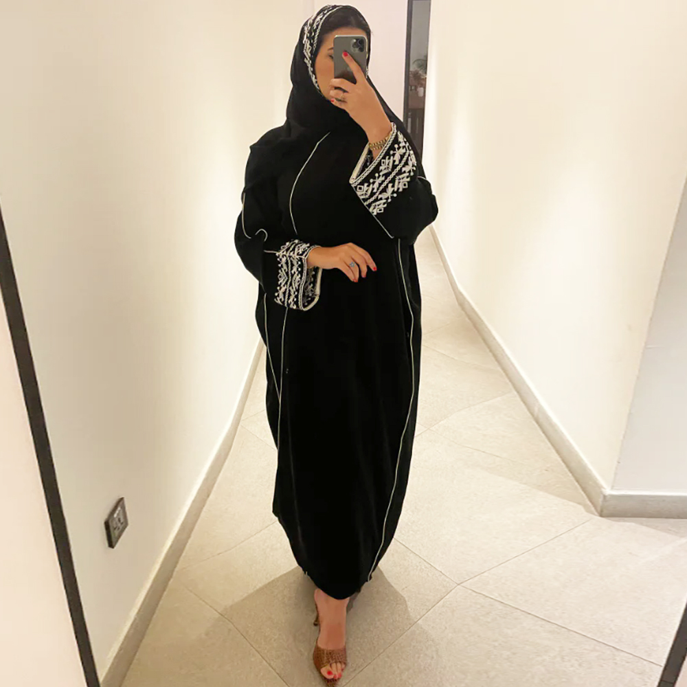 Moda classica ricamata Abaya H - Embroidery Hijab recensione e prezzo